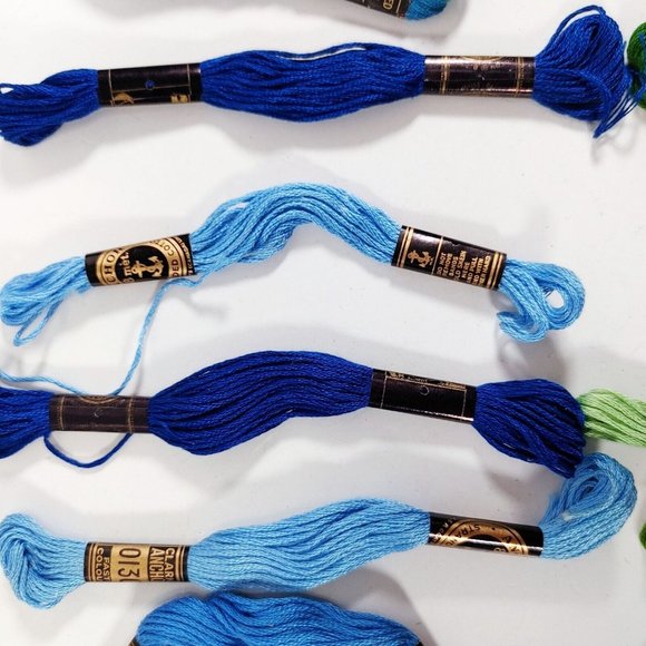 DMC & Anchor Mixed Lot of 20 Embroidery Cotton Floss Blues Green Grays - Picture 3 of 5